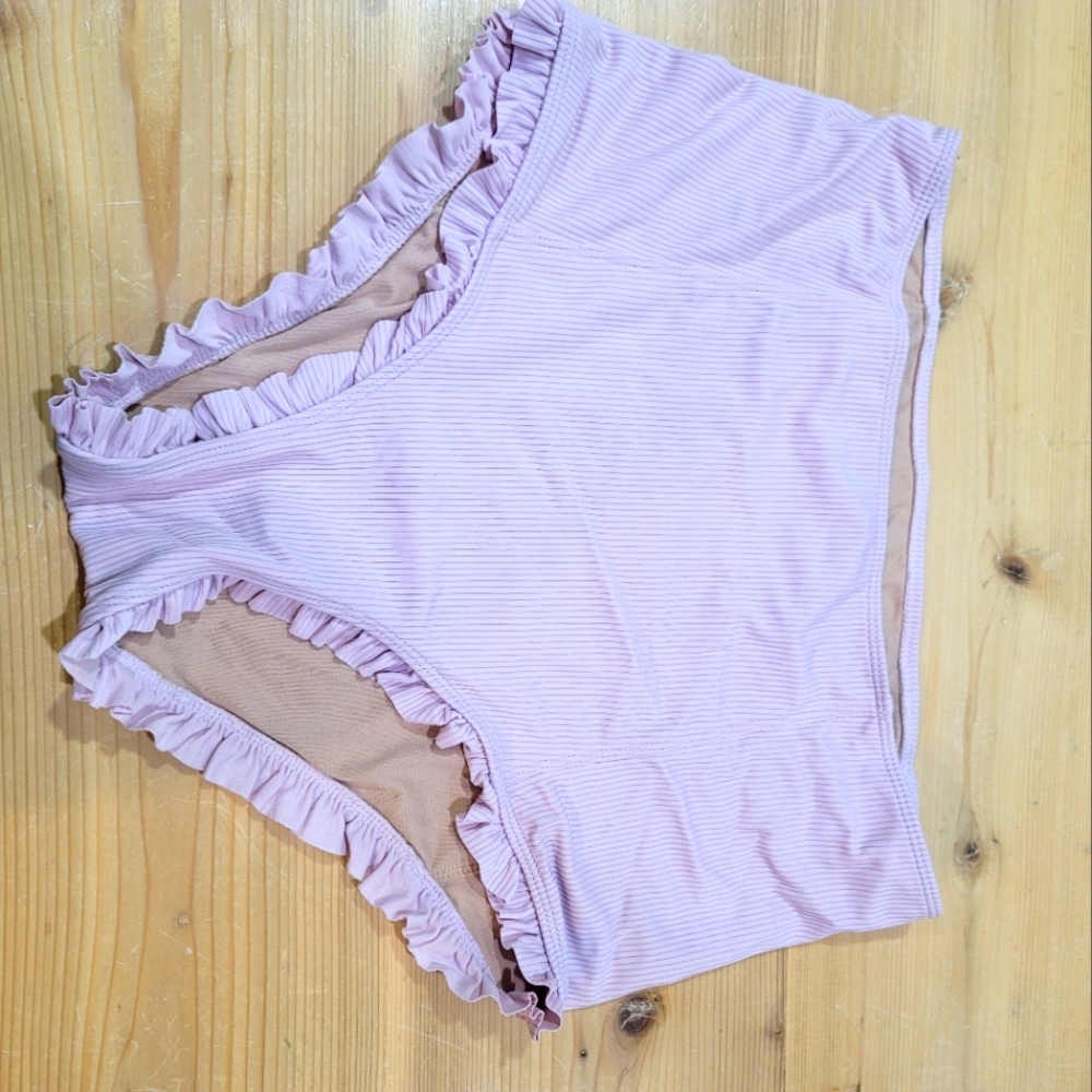 Kortni Jeane Medium  All ruffled up light pink bottoms
